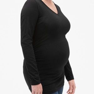 Gap Pure Body Marernity Top- v neck, long sleeves